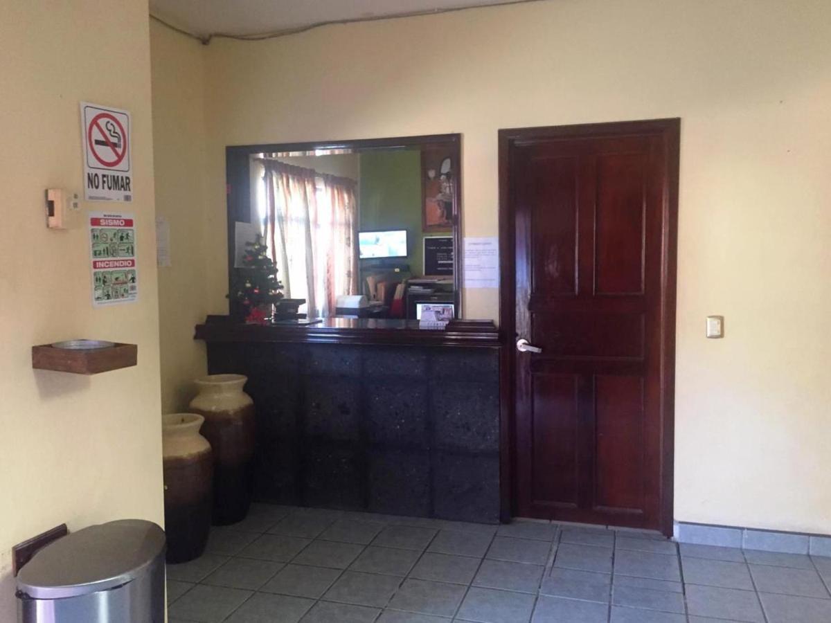 Hotel Real Plaza Ocosingo Екстер'єр фото