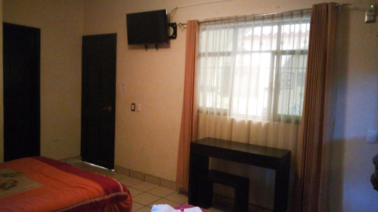 Hotel Real Plaza Ocosingo Екстер'єр фото