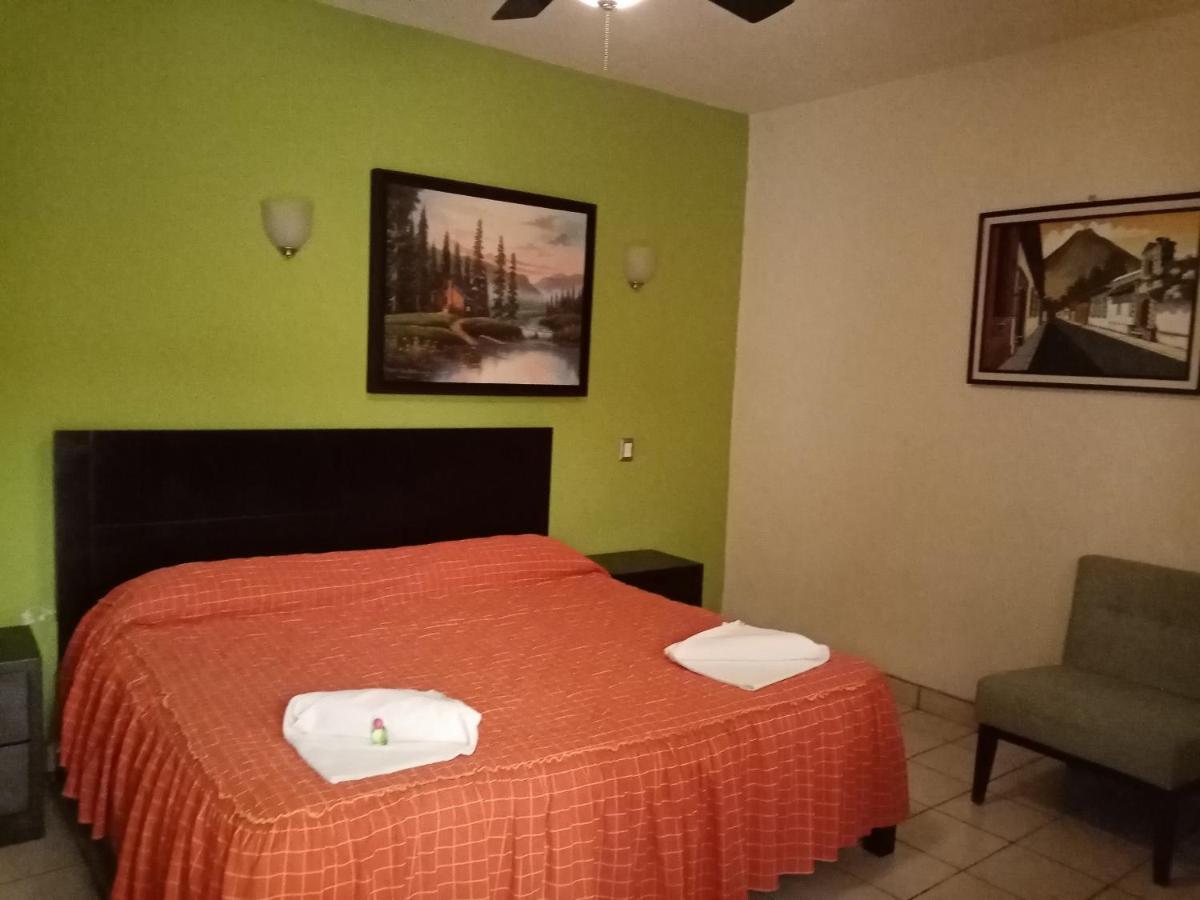 Hotel Real Plaza Ocosingo Екстер'єр фото