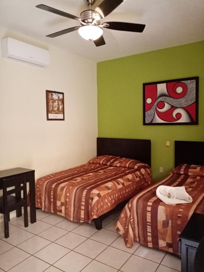 Hotel Real Plaza Ocosingo Екстер'єр фото